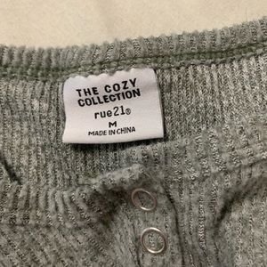 Gray fuzzy type long sleeve